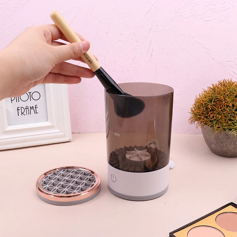 Magic Makeup Cleaner